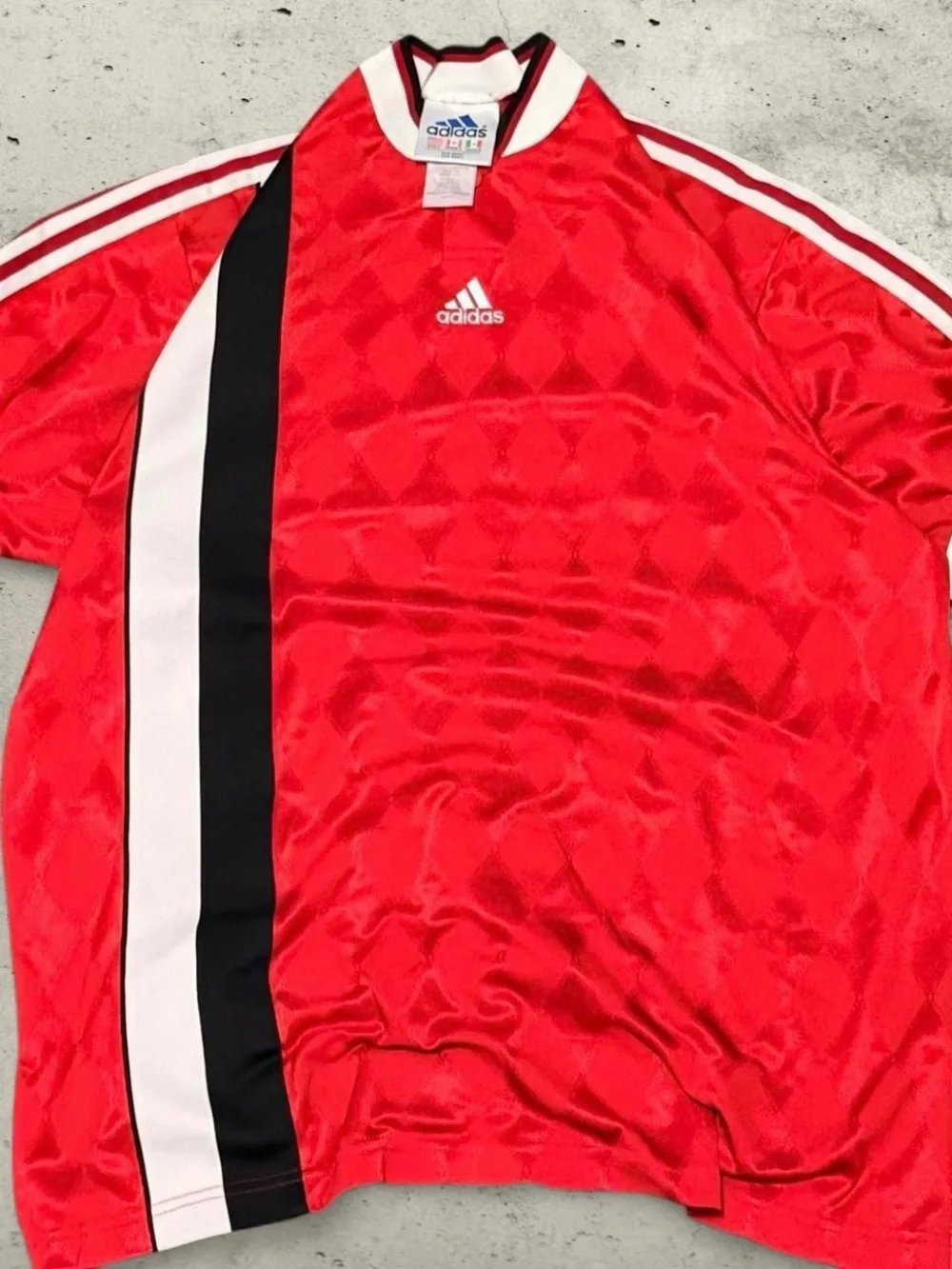 adidas lot 11